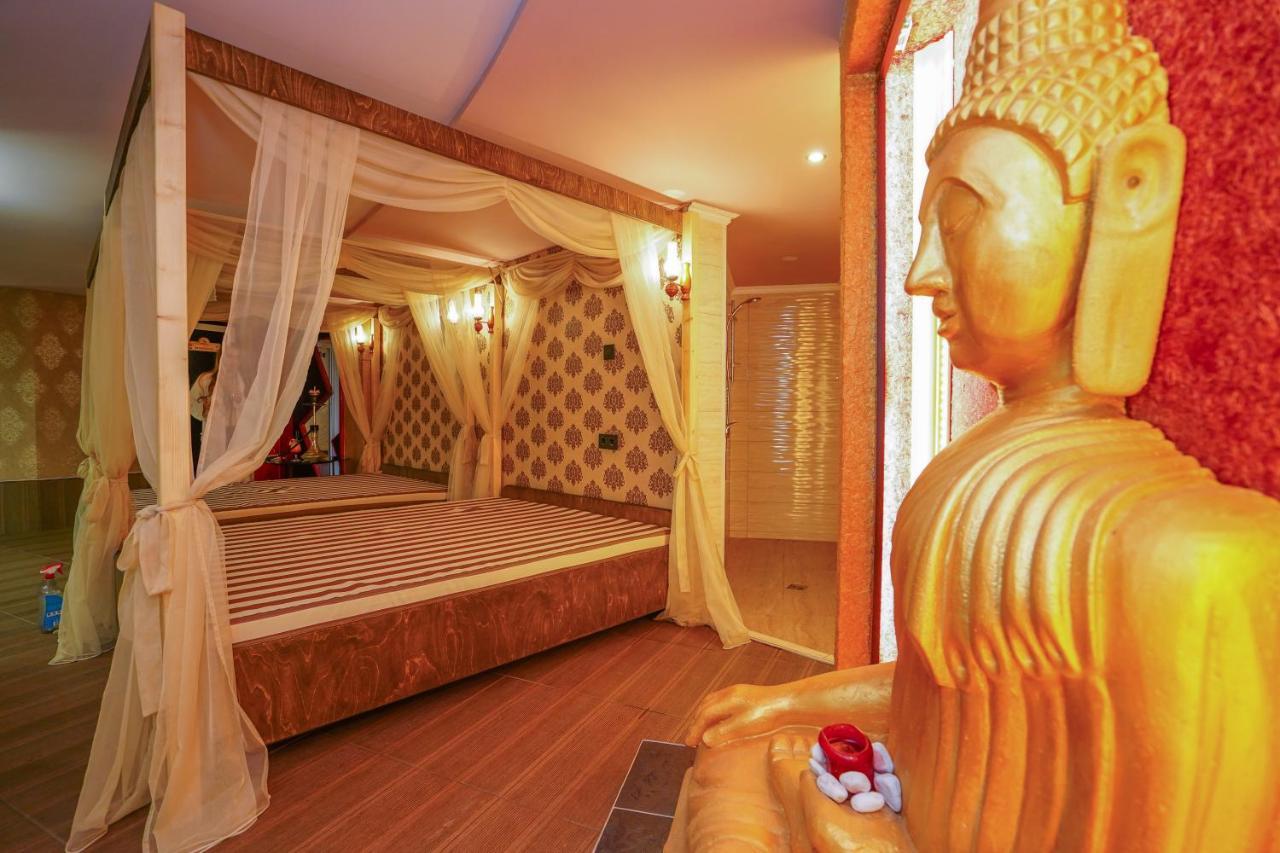 Club Hotel 3*